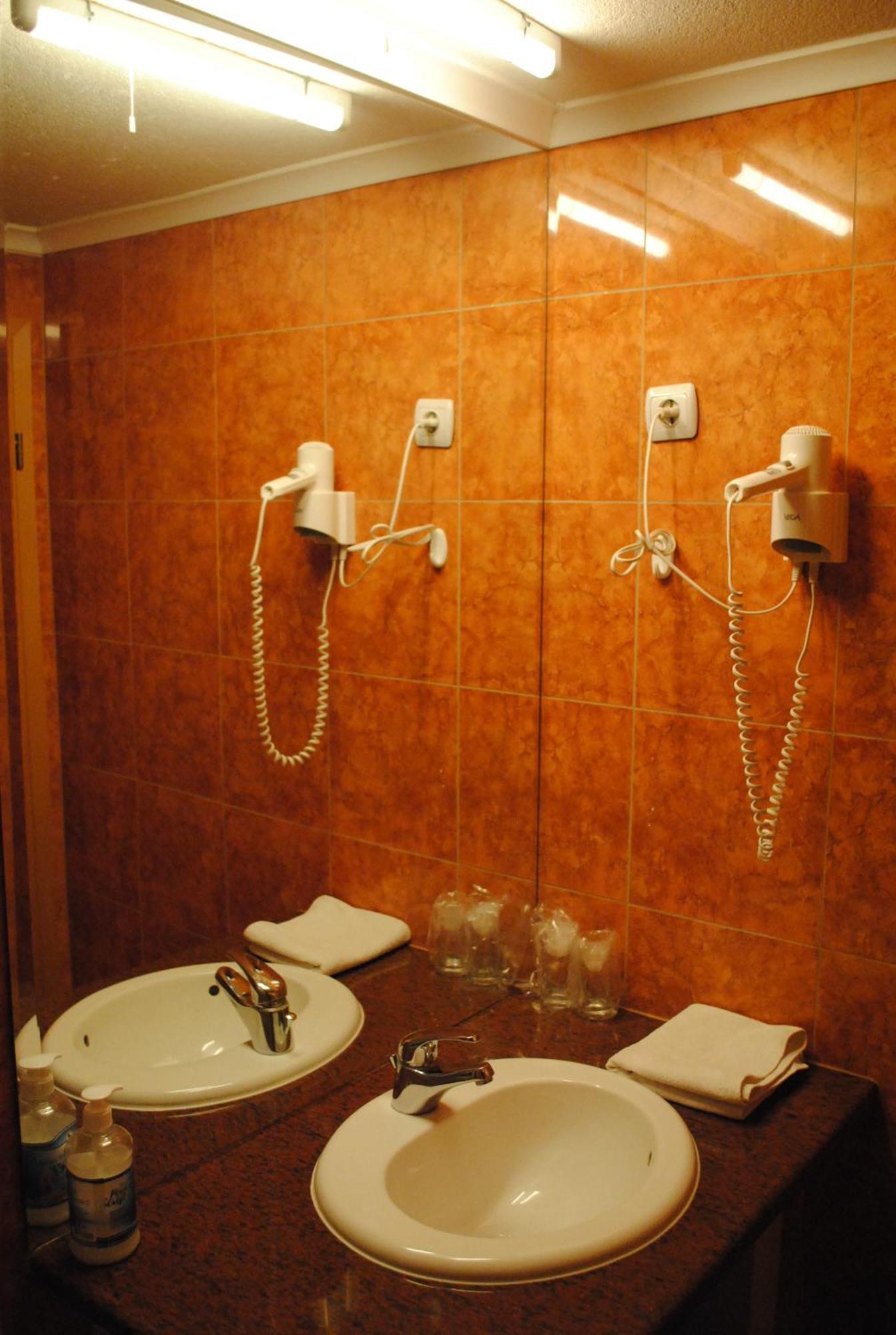Motel Kiwi Grude Kamer foto